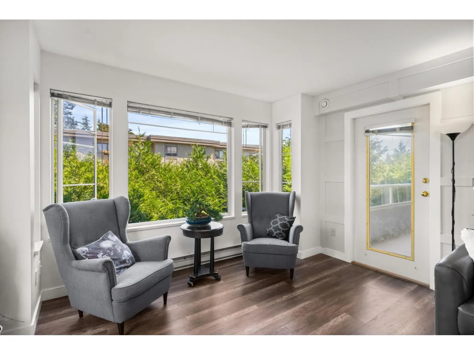 207 20350 54 AVENUE