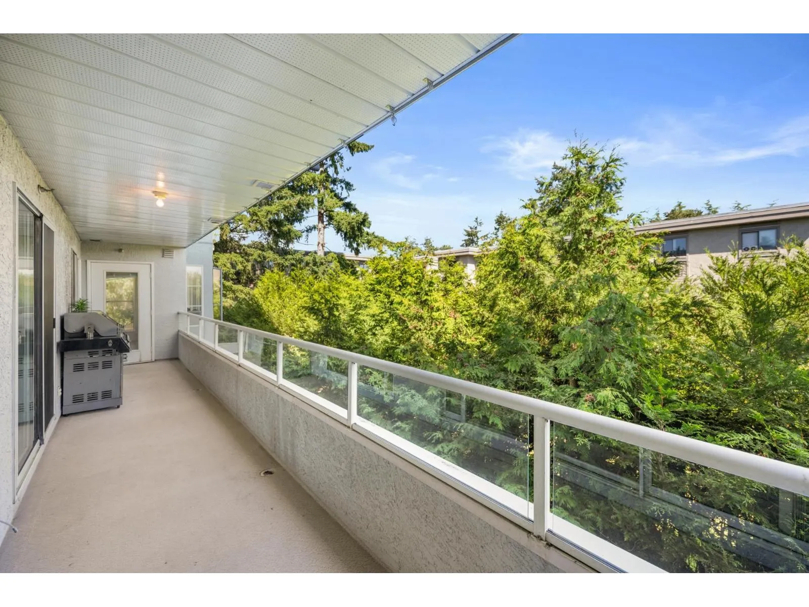 207 20350 54 AVENUE