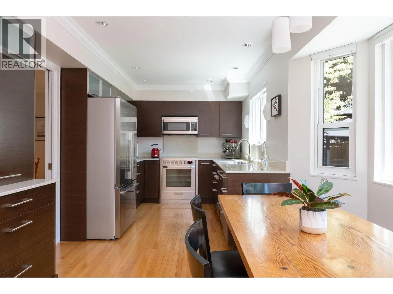 1504 JUBILEE COURT