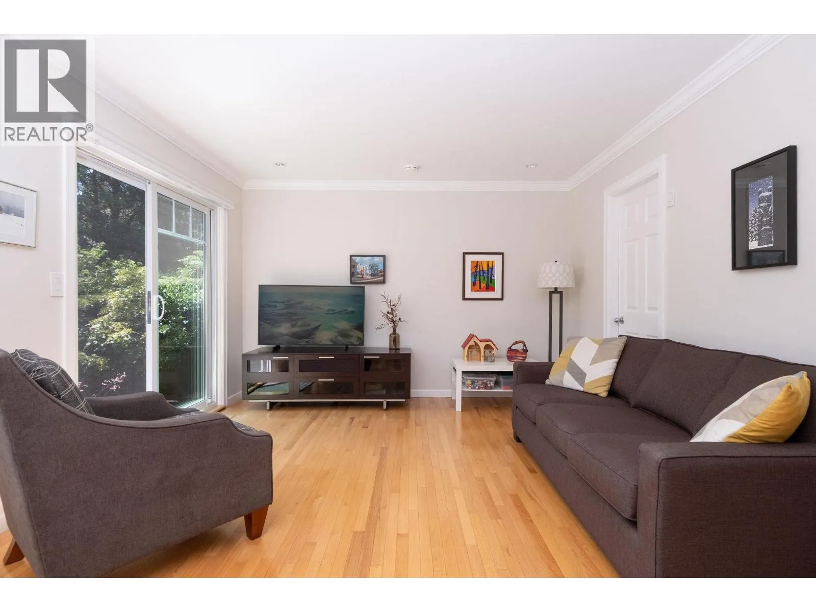 1504 JUBILEE COURT