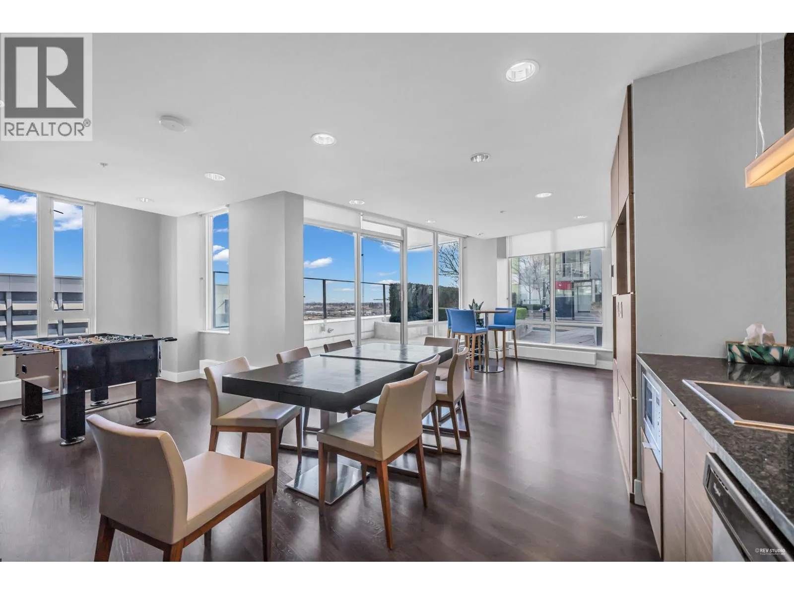 3207 488 SW MARINE DRIVE