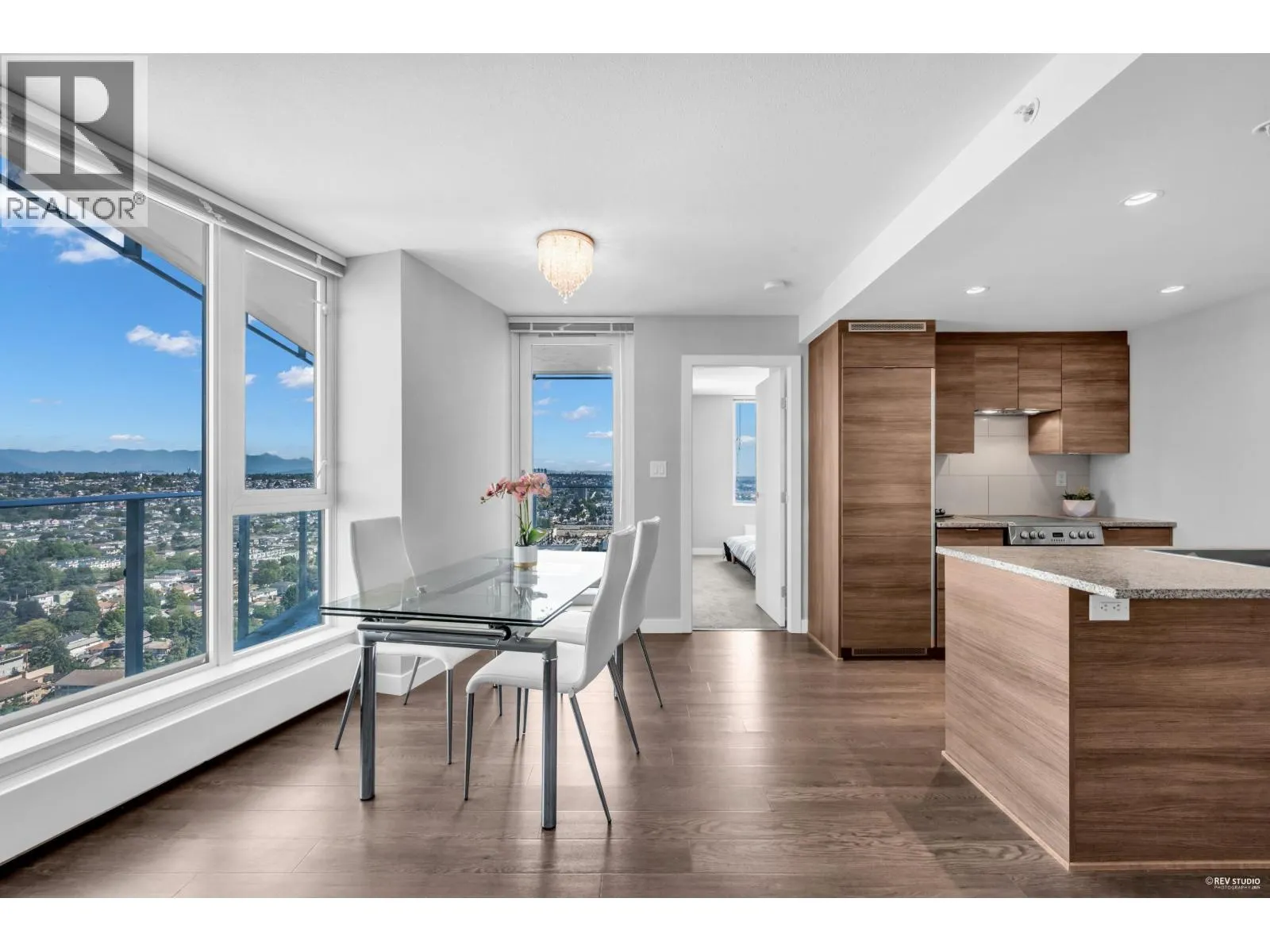 3207 488 SW MARINE DRIVE
