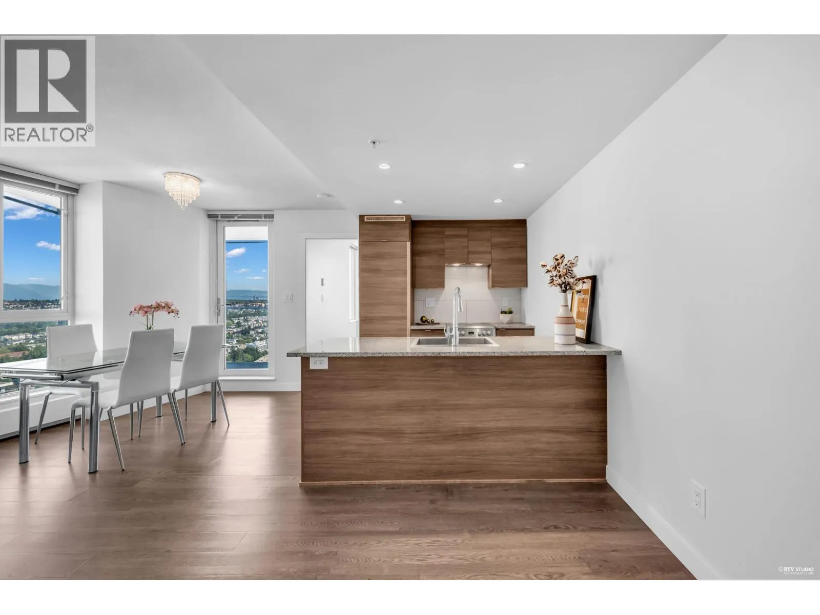3207 488 SW MARINE DRIVE
