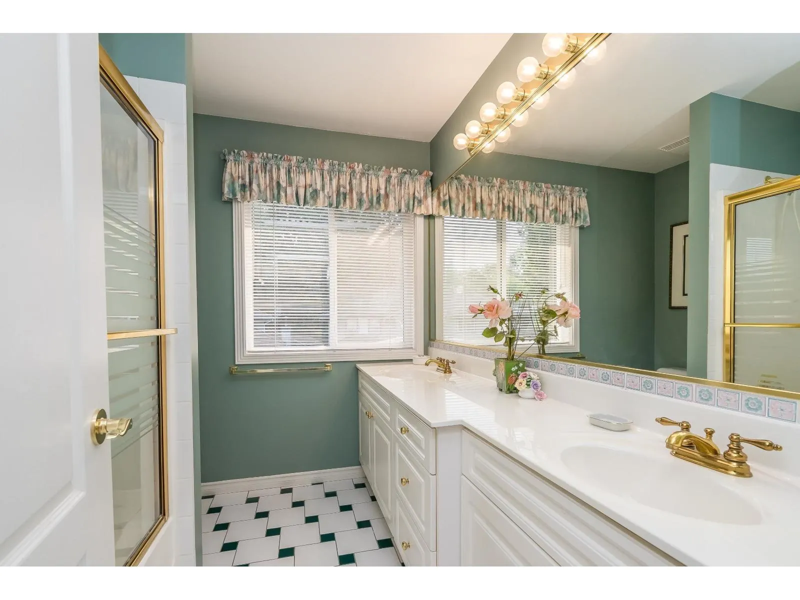 6779 CHATEAU COURT