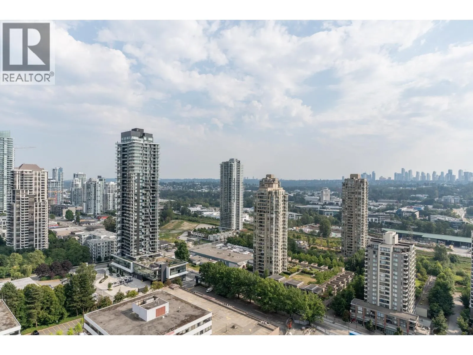 2707 4168 LOUGHEED HIGHWAY