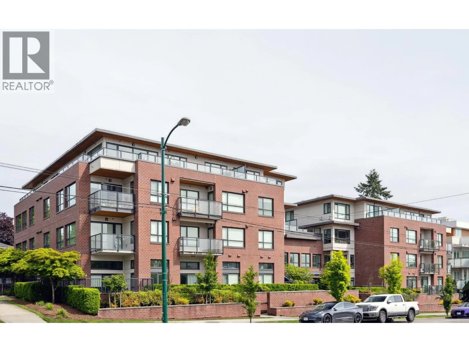 223 7828 GRANVILLE STREET