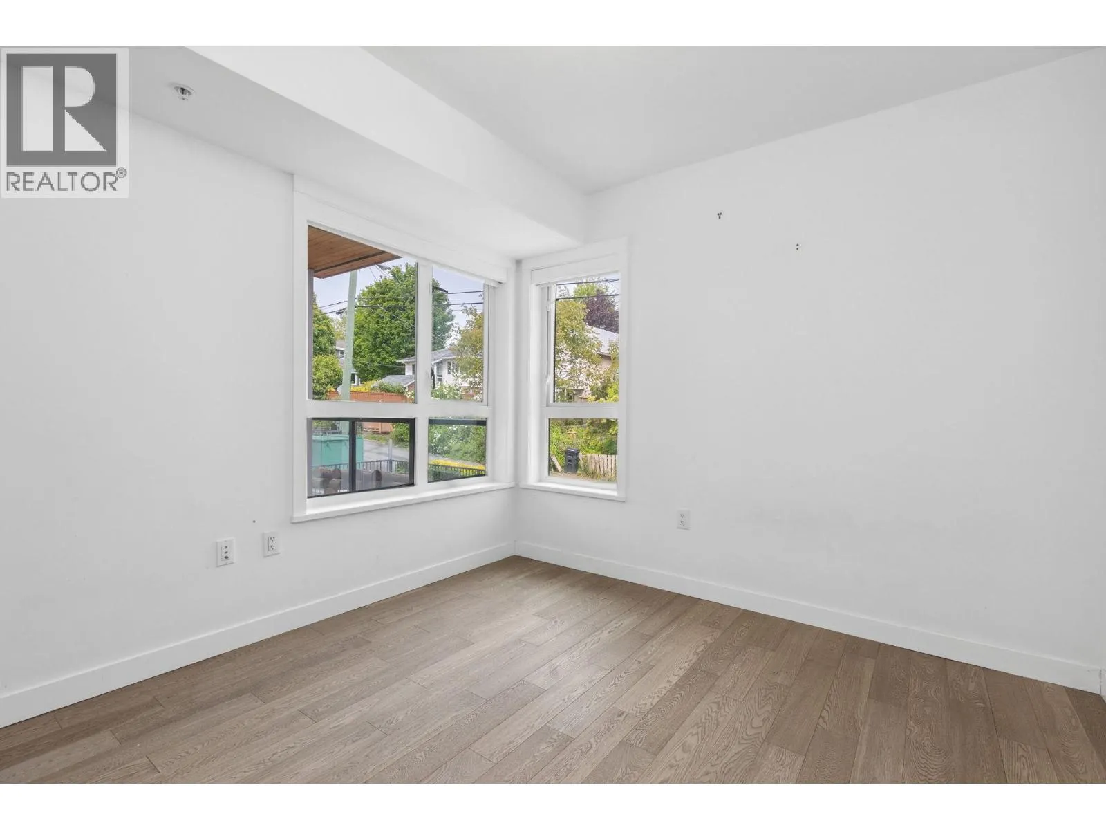 223 7828 GRANVILLE STREET