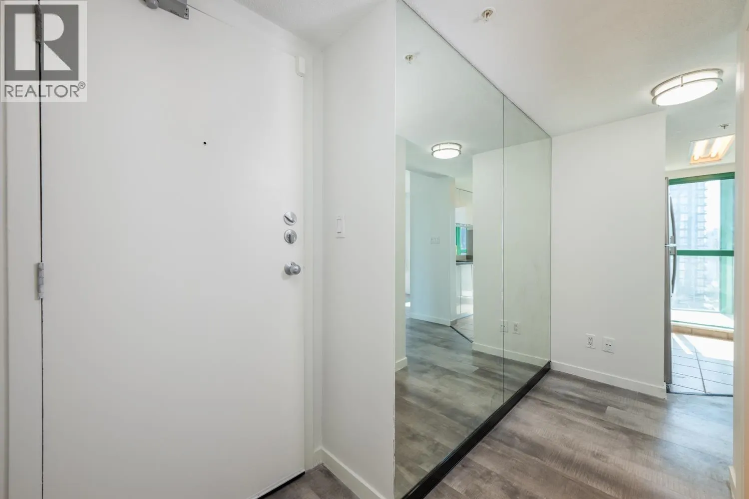 1504 1188 HOWE STREET