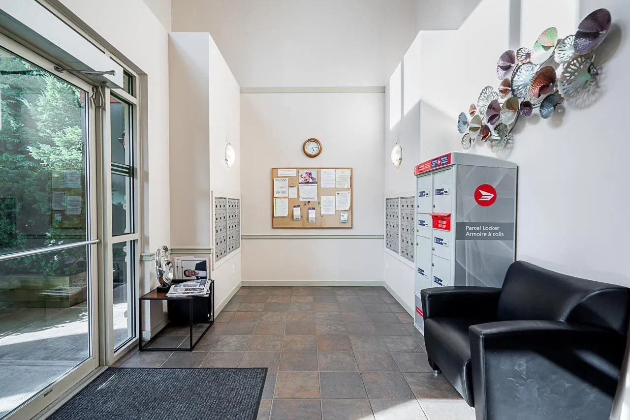 311 33485 SOUTH FRASER WAY