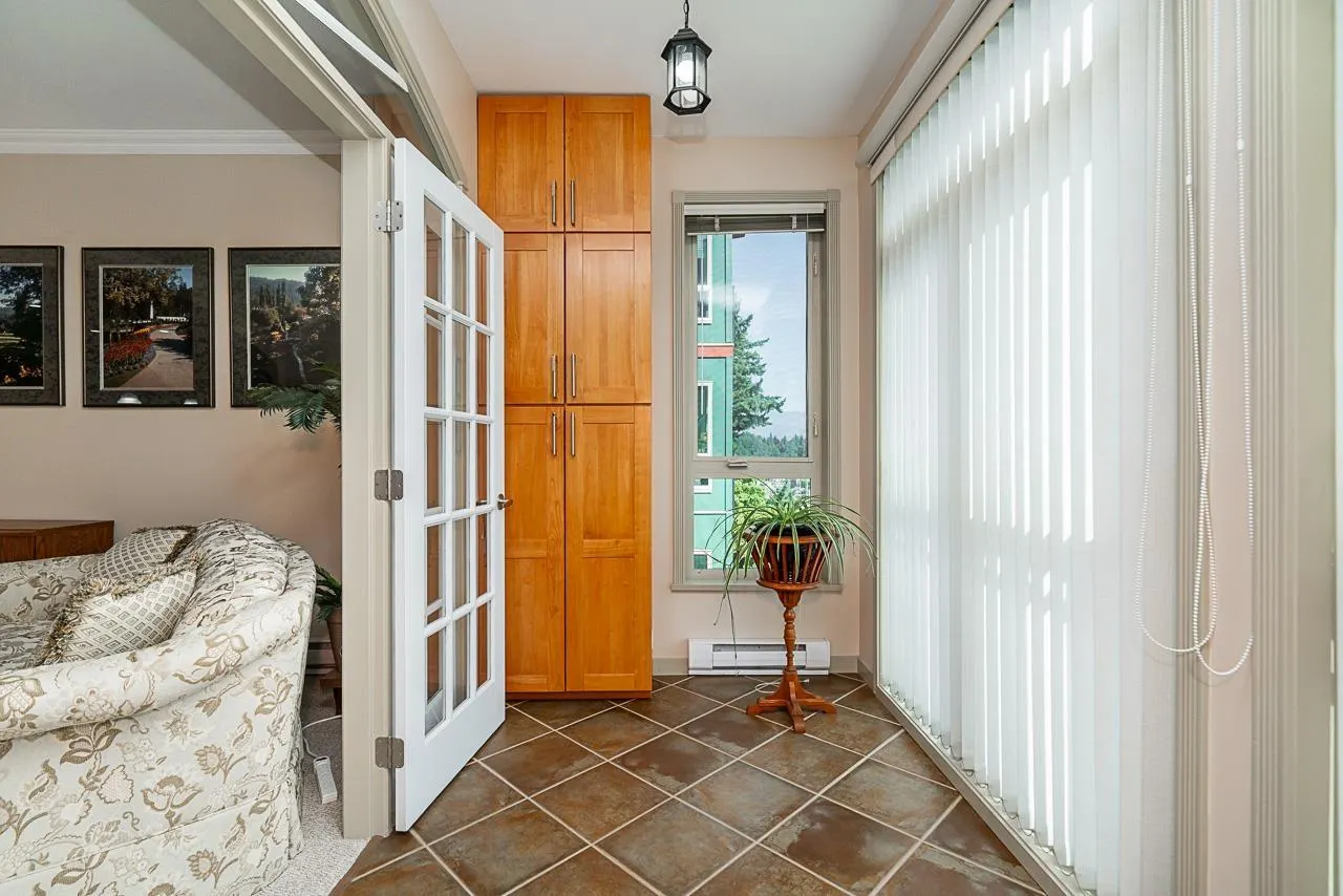 311 33485 SOUTH FRASER WAY