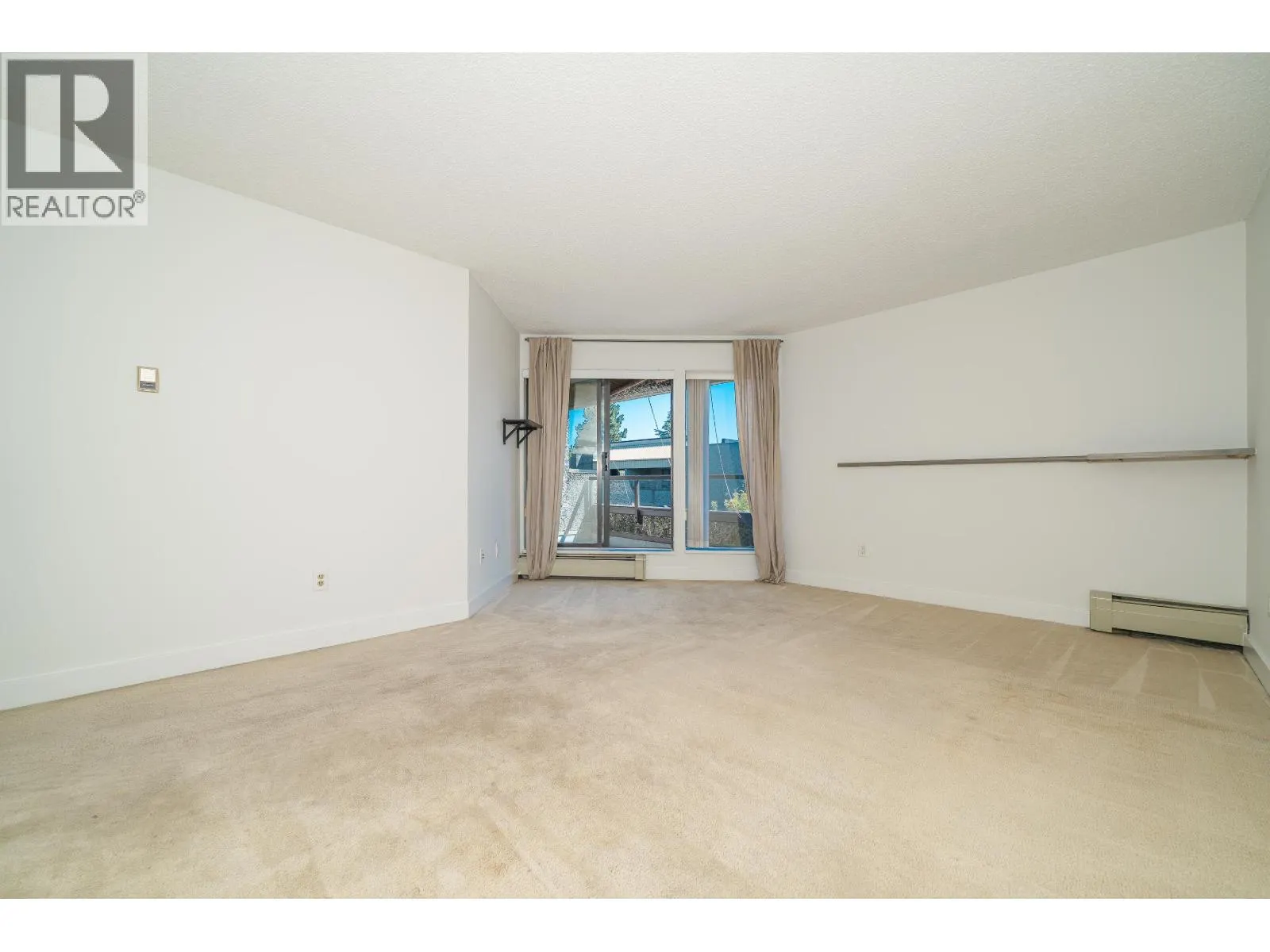 313 8460 ACKROYD ROAD