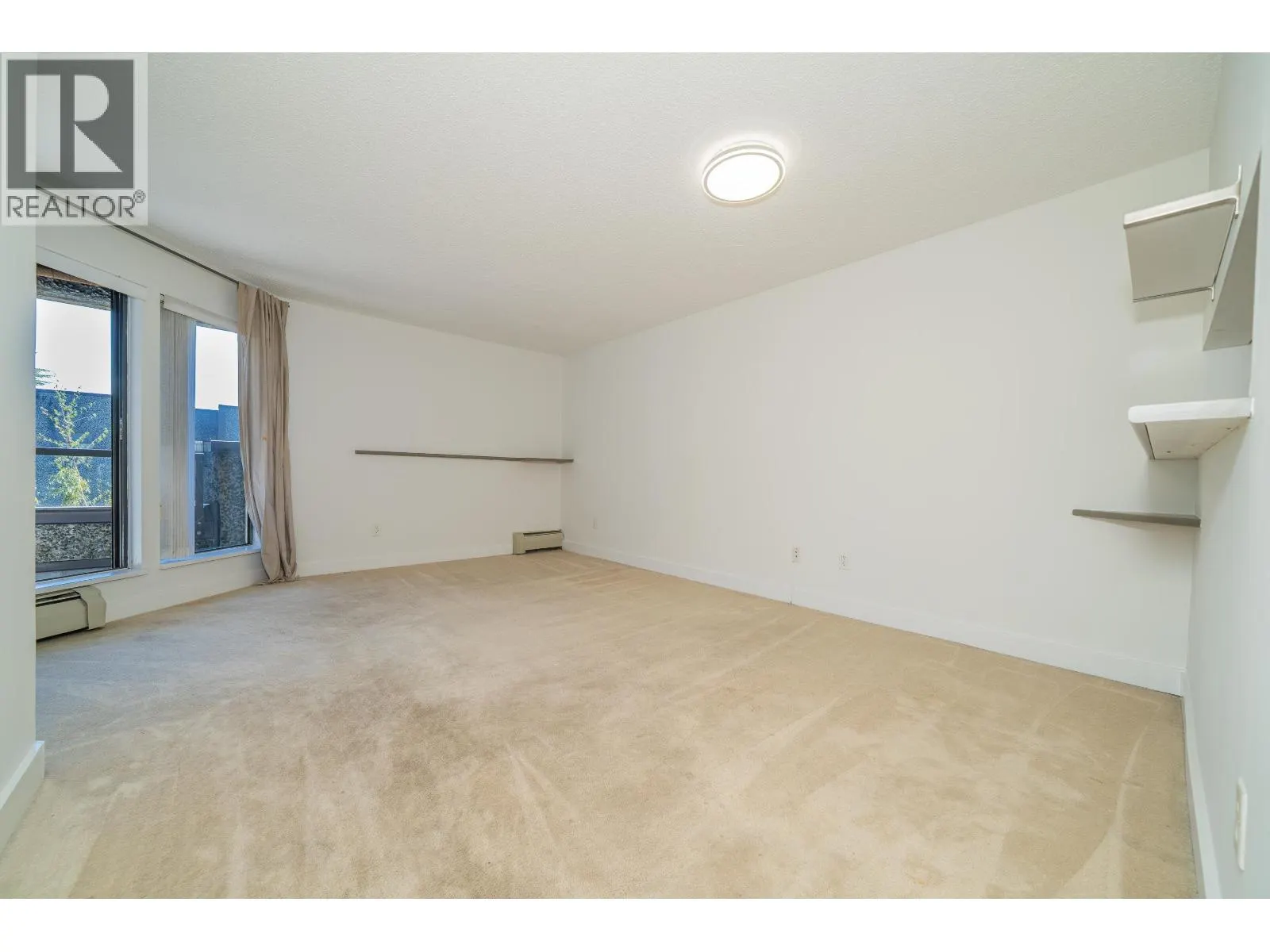 313 8460 ACKROYD ROAD