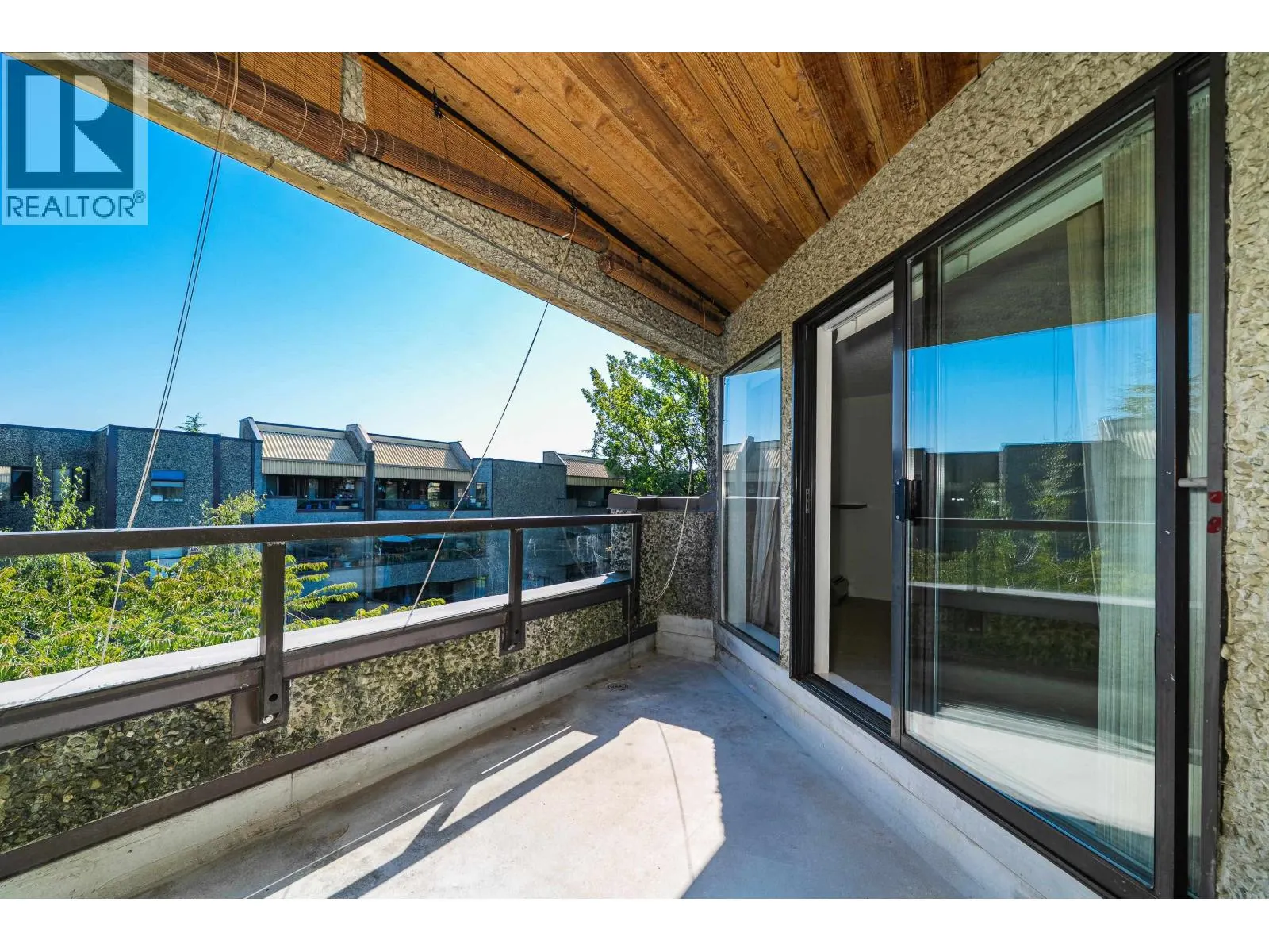 313 8460 ACKROYD ROAD