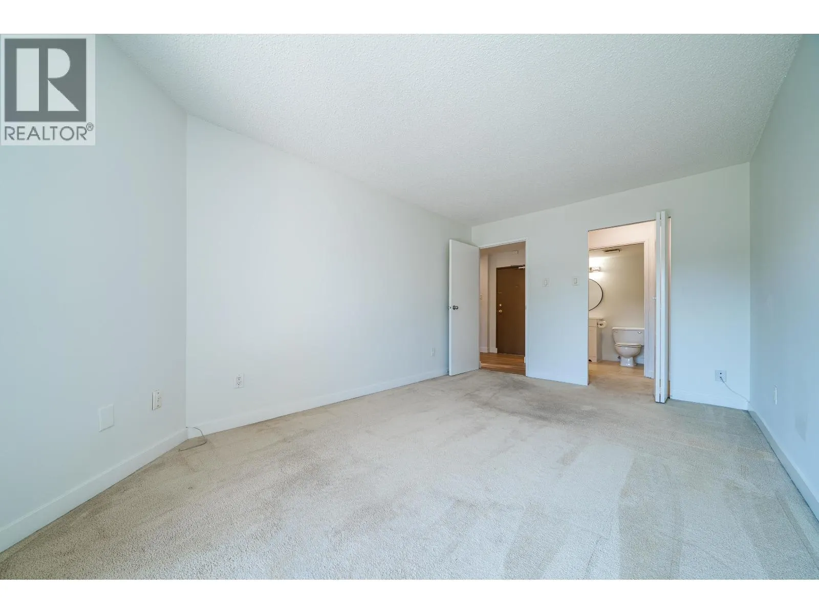 313 8460 ACKROYD ROAD