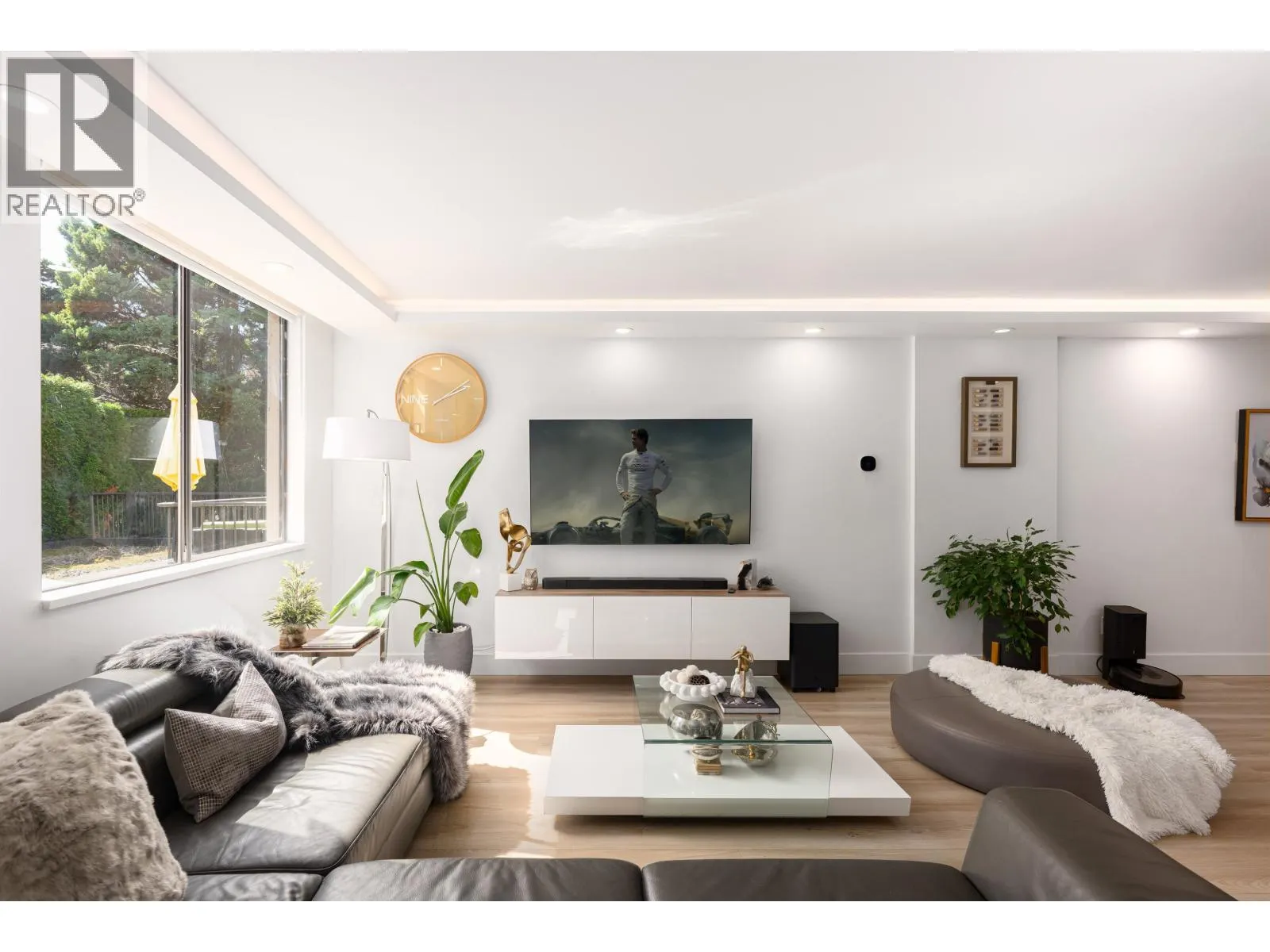 L1 555 13TH STREET