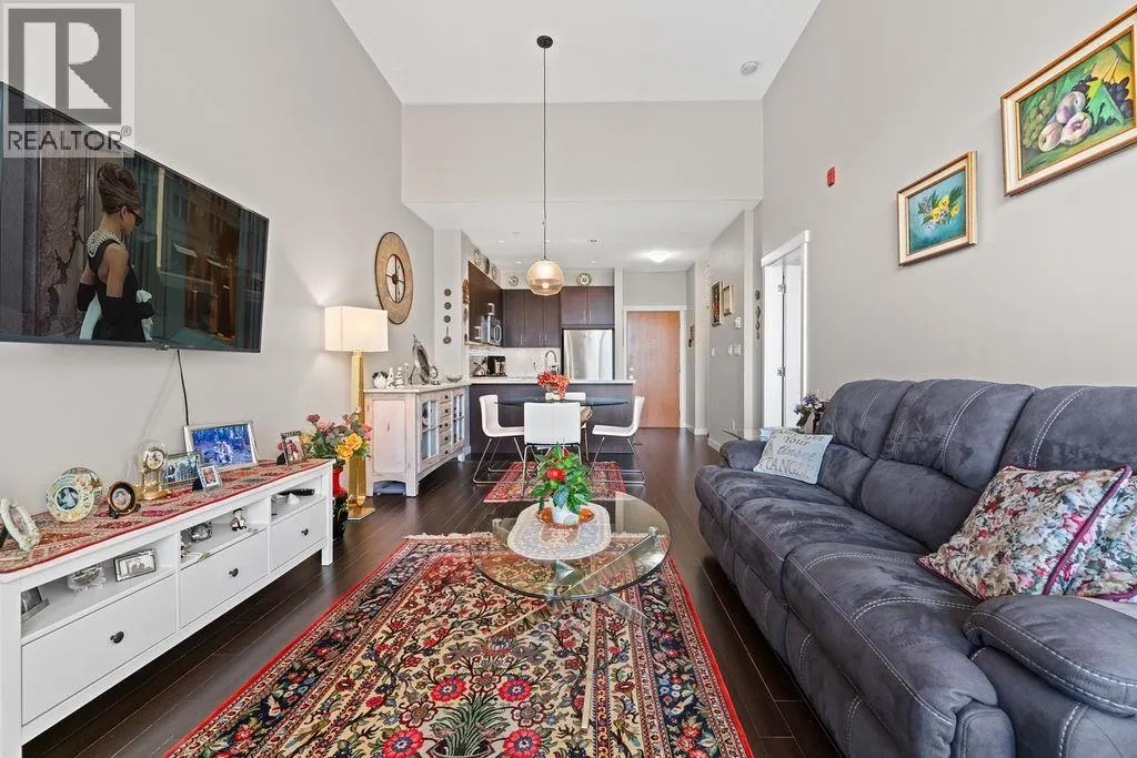119 W 22ND STREET