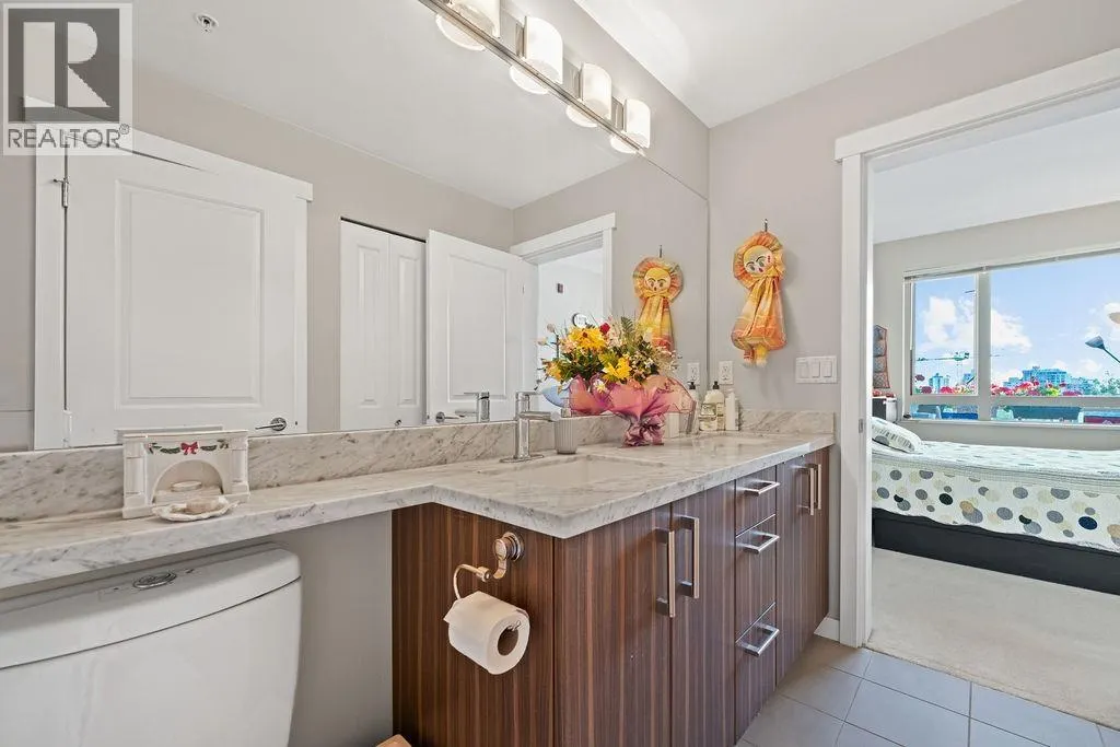119 W 22ND STREET