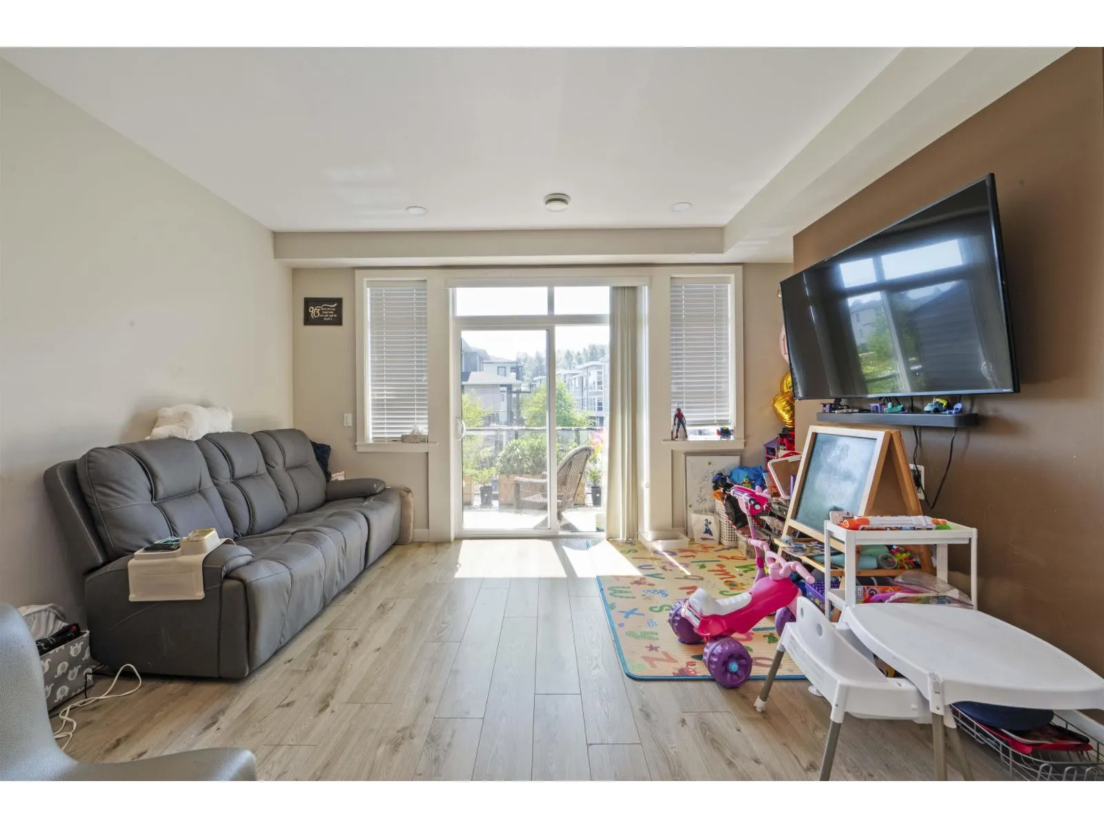106 8413 MIDTOWN WAY|Chilliwack Proper South