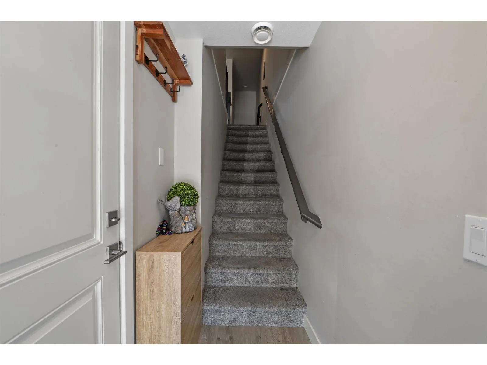 106 8413 MIDTOWN WAY|Chilliwack Proper South