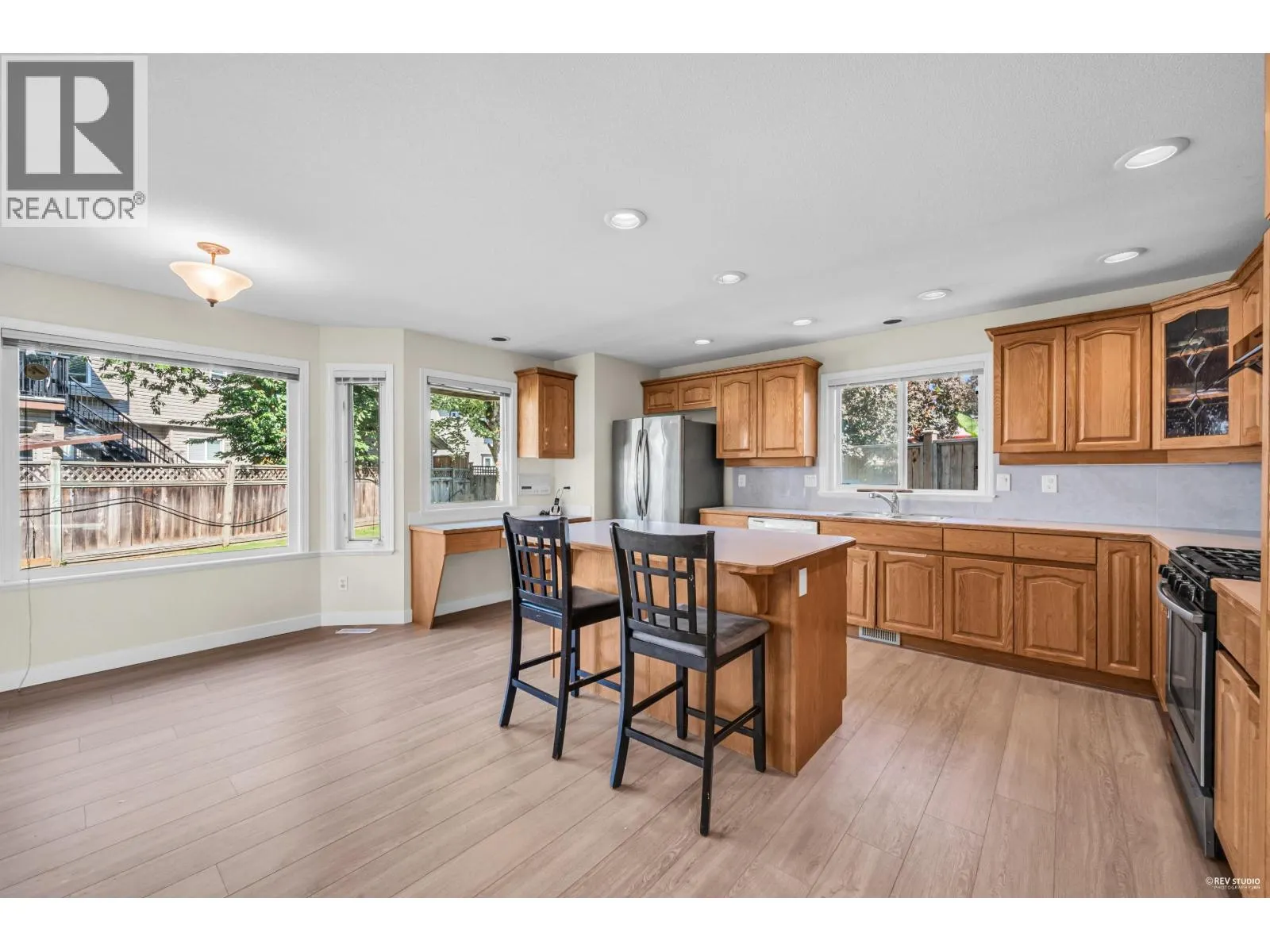 2140 DAVIES COURT