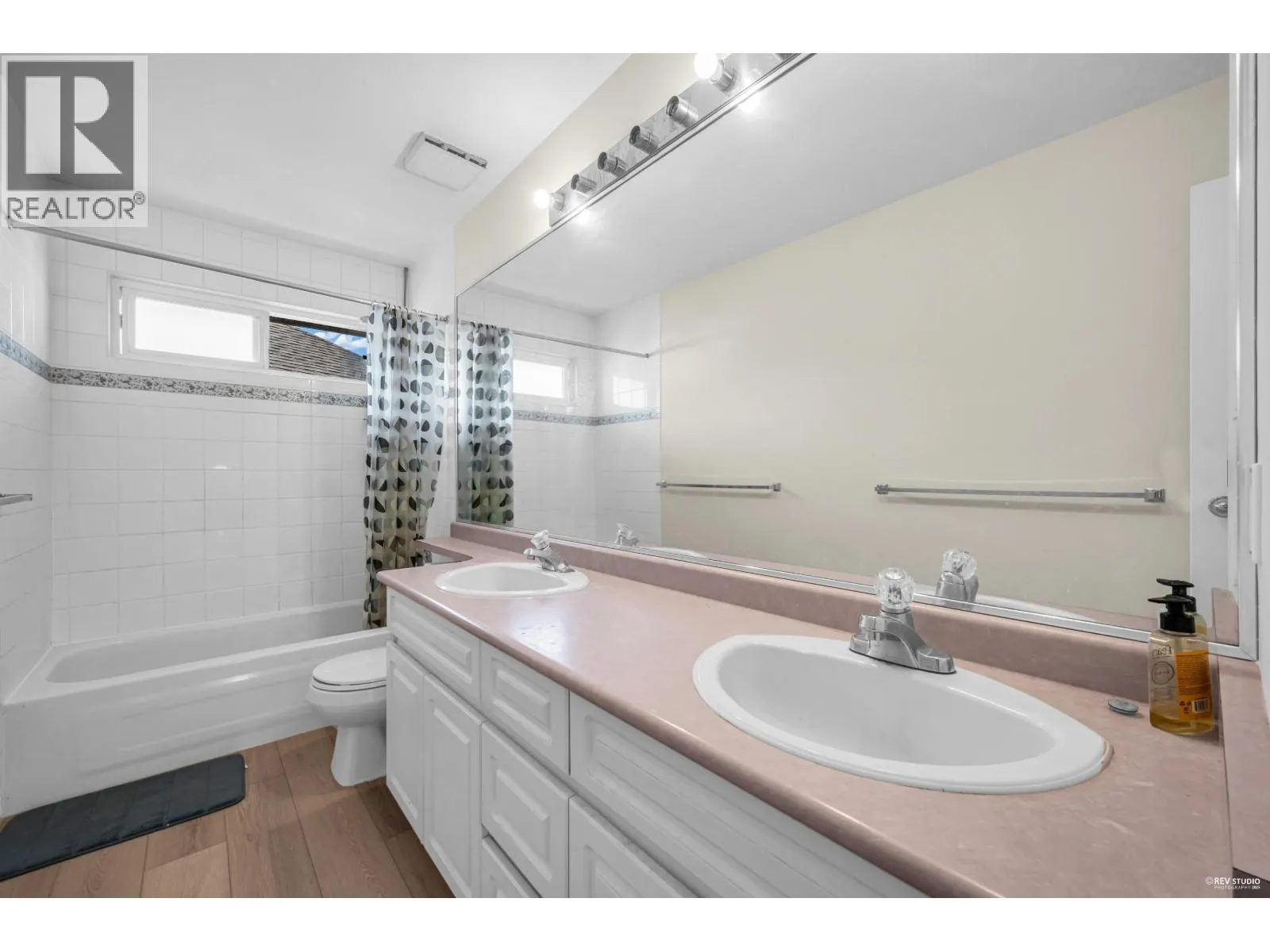 2140 DAVIES COURT