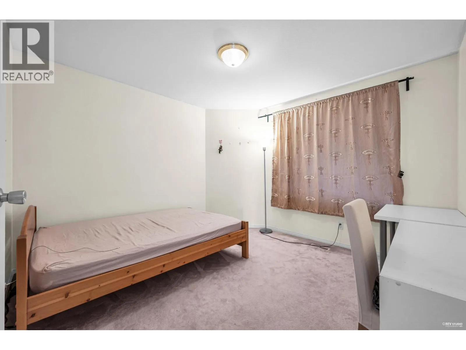 2140 DAVIES COURT