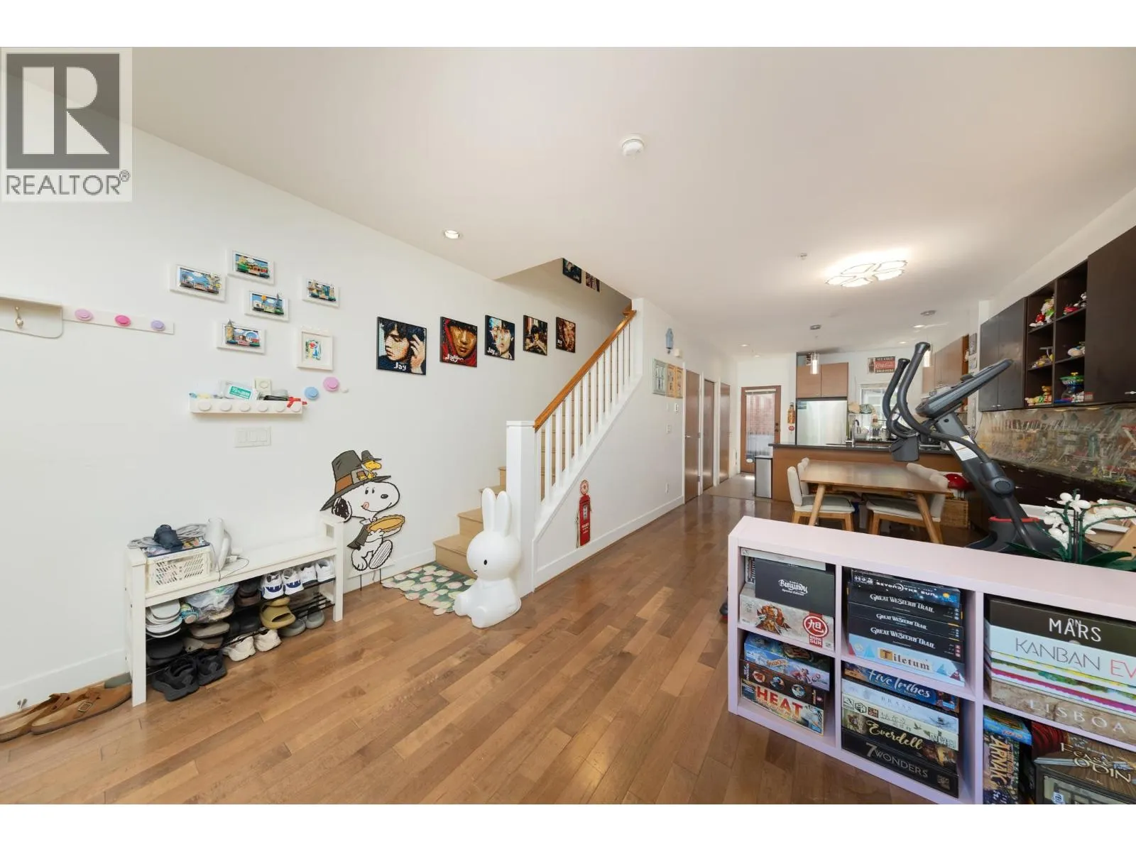 1016 W 45TH AVENUE