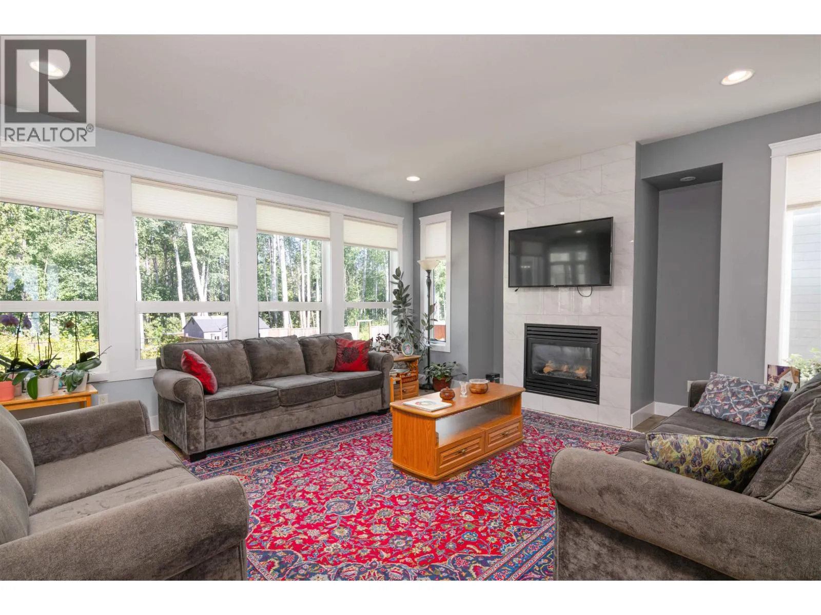 3826 BARNES DRIVE