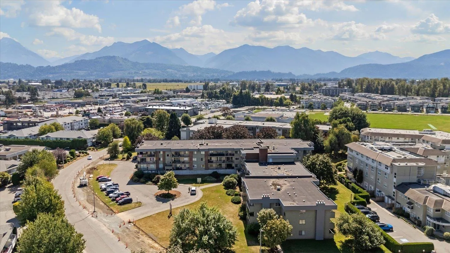 307 45598 MCINTOSH DRIVE|Chilliwack Proper South