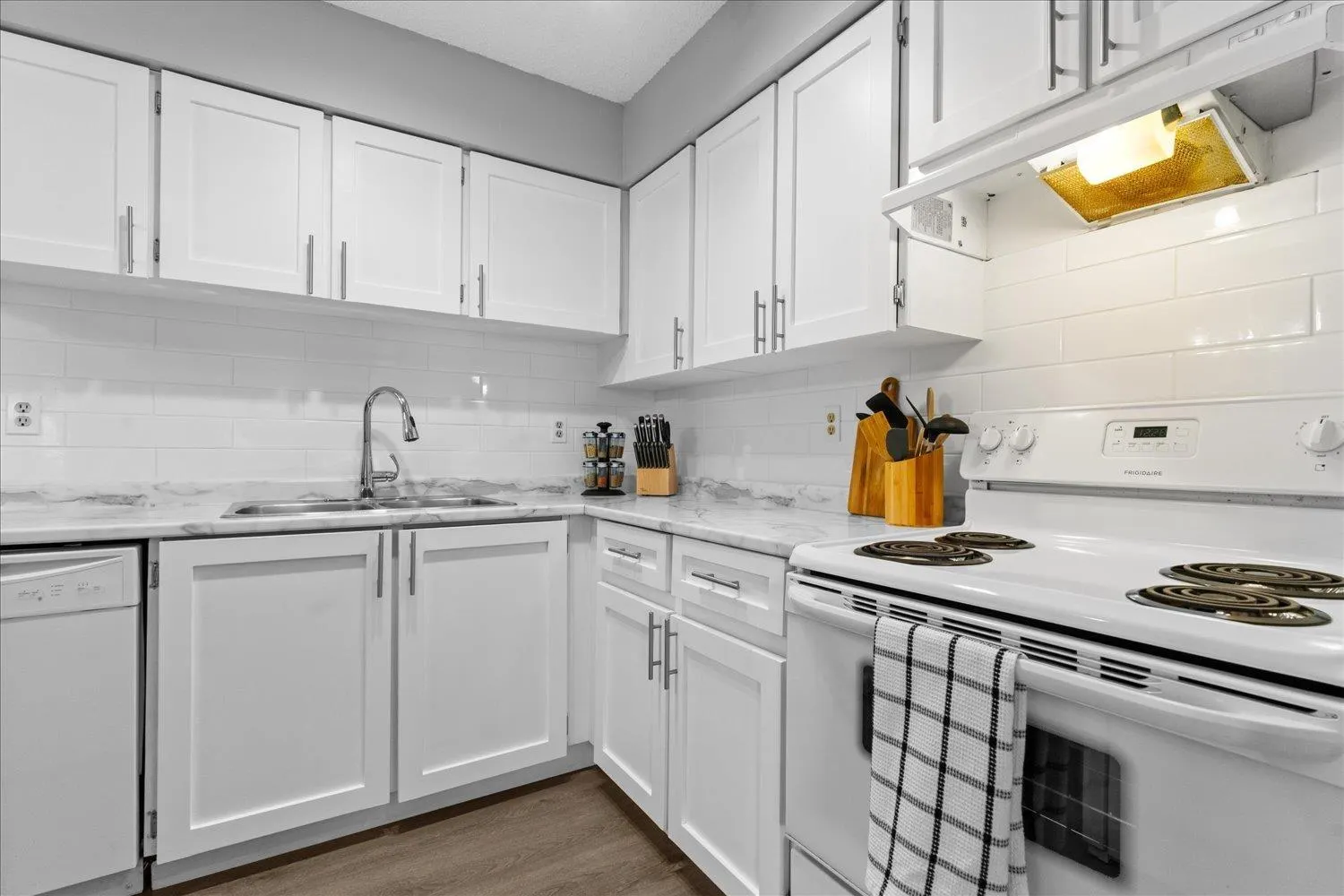 307 45598 MCINTOSH DRIVE|Chilliwack Proper South
