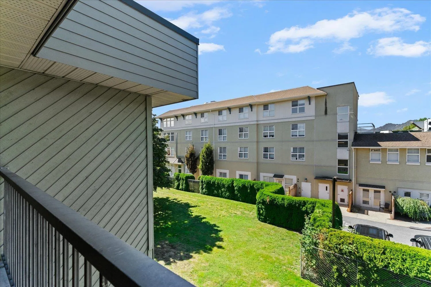 307 45598 MCINTOSH DRIVE|Chilliwack Proper South