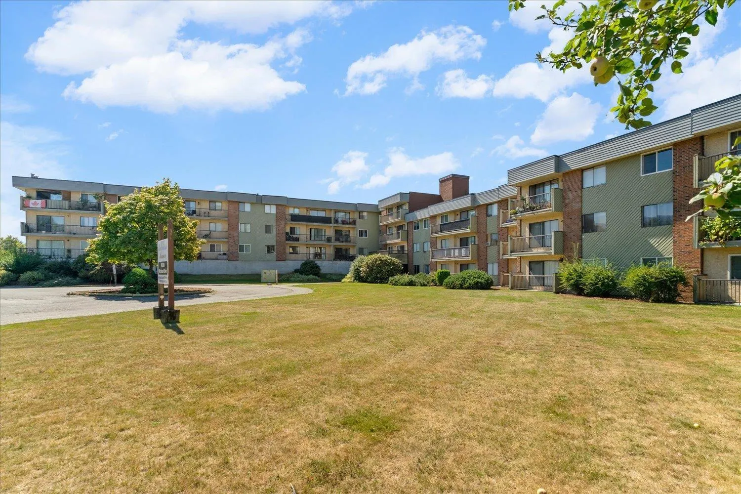 307 45598 MCINTOSH DRIVE|Chilliwack Proper South