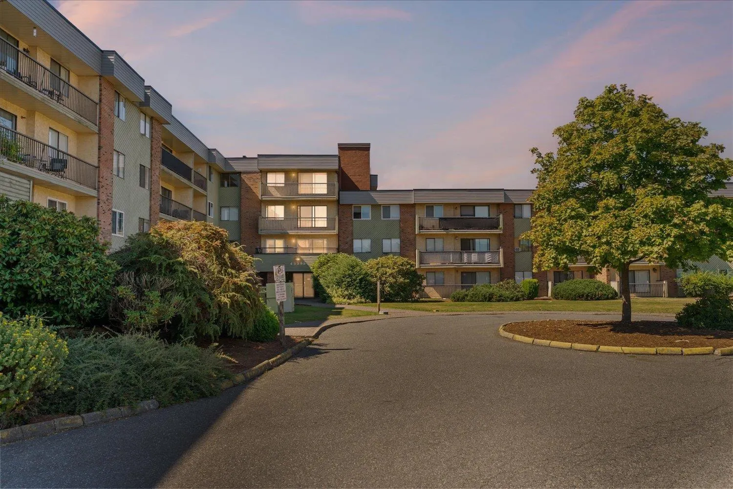 307 45598 MCINTOSH DRIVE|Chilliwack Proper South