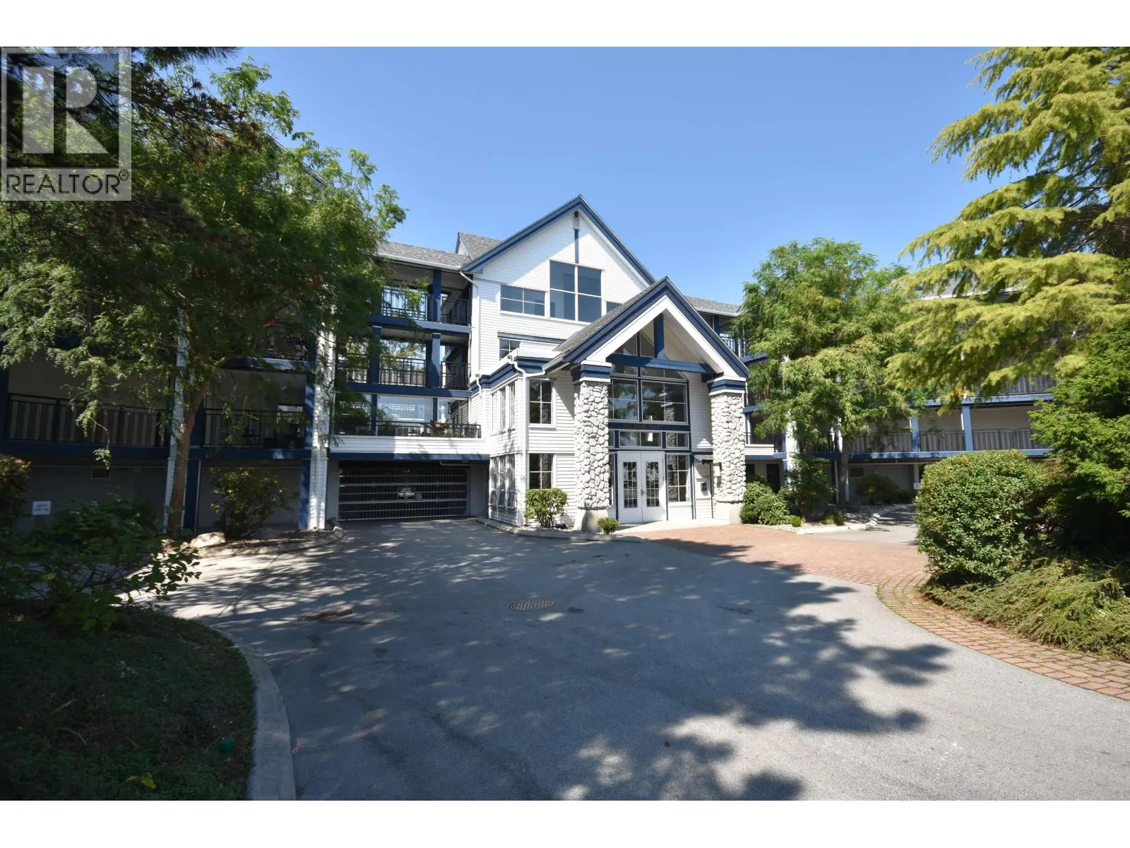 302 4955 RIVER ROAD