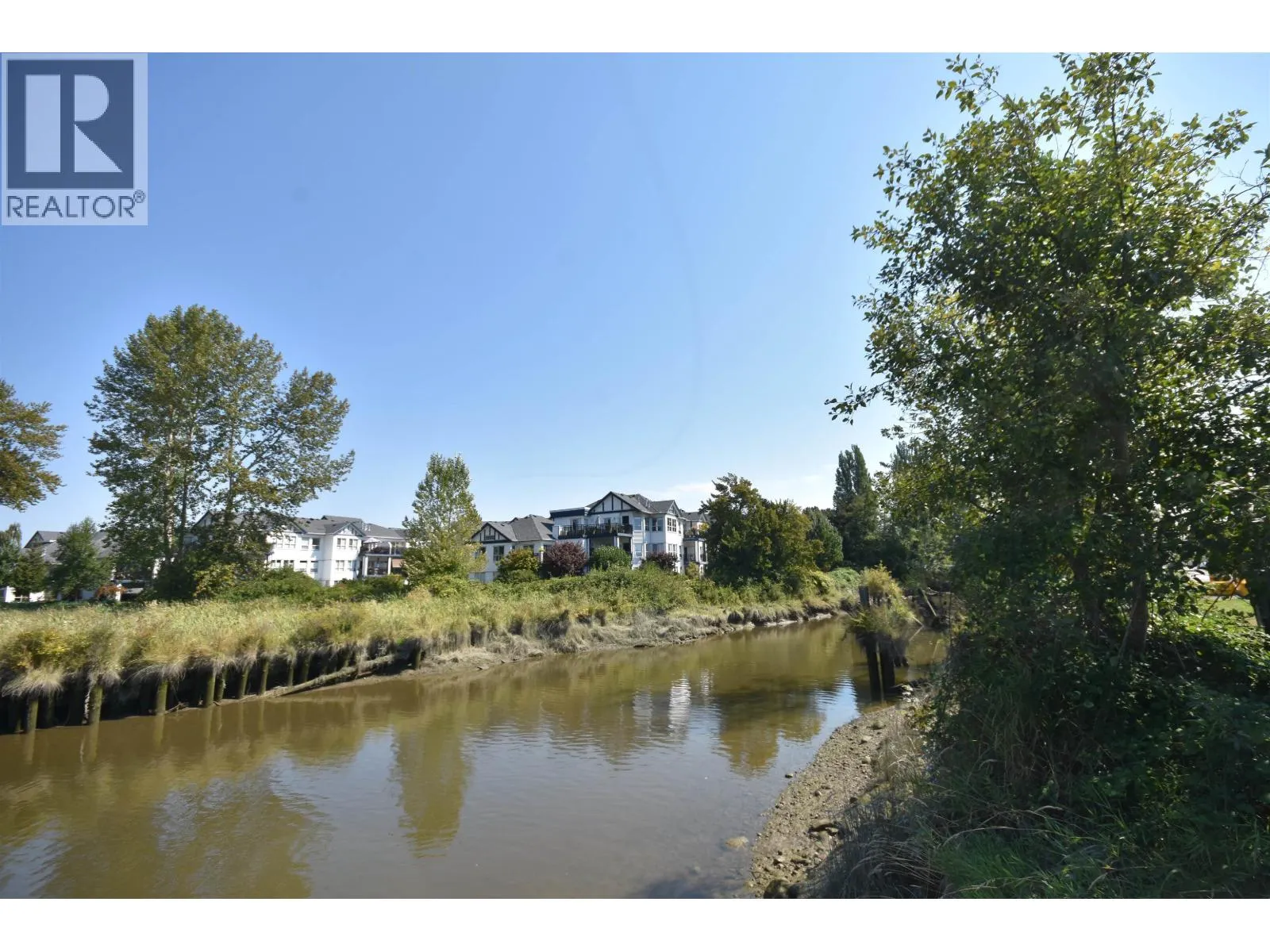 302 4955 RIVER ROAD