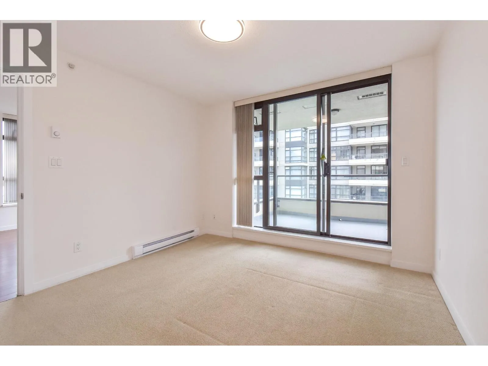 804 8120 LANSDOWNE ROAD