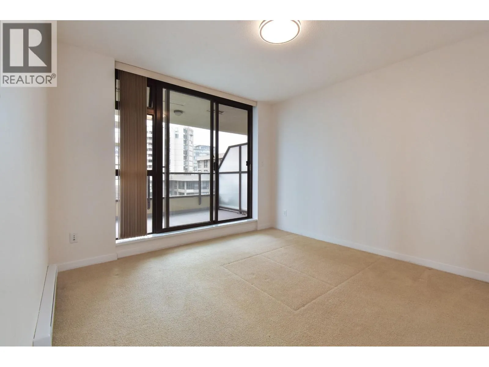 804 8120 LANSDOWNE ROAD