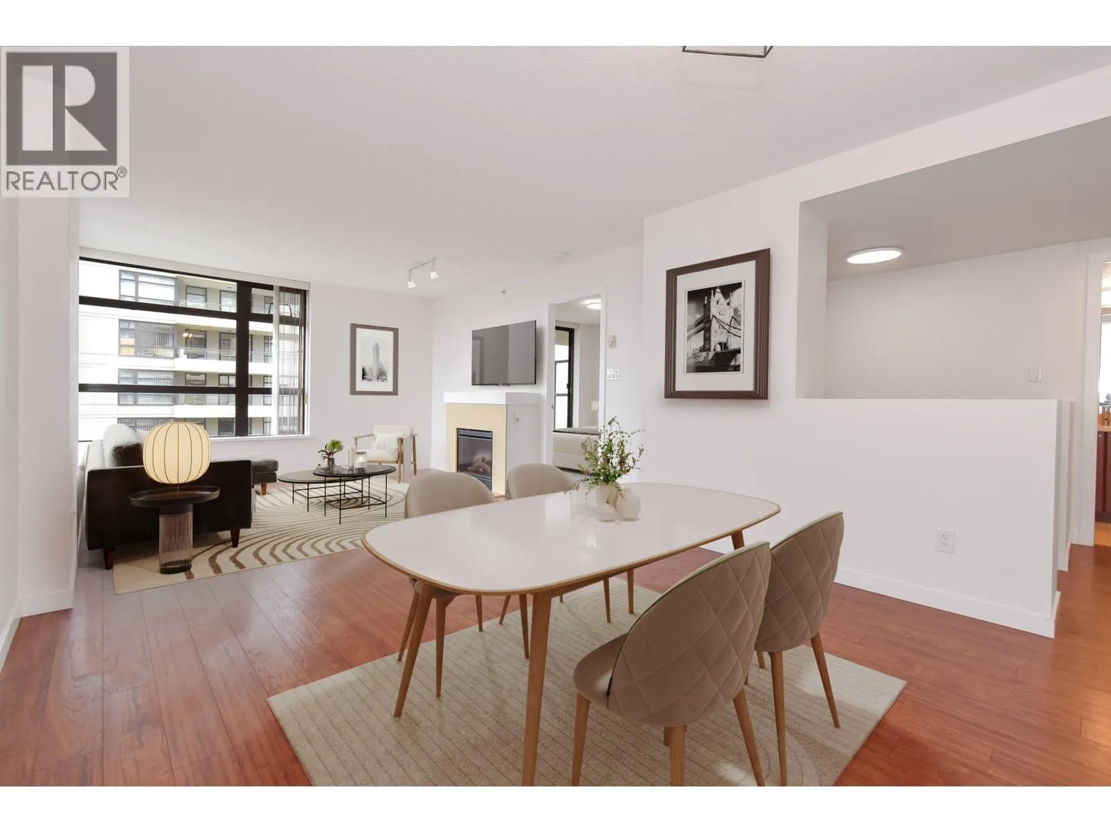 804 8120 LANSDOWNE ROAD