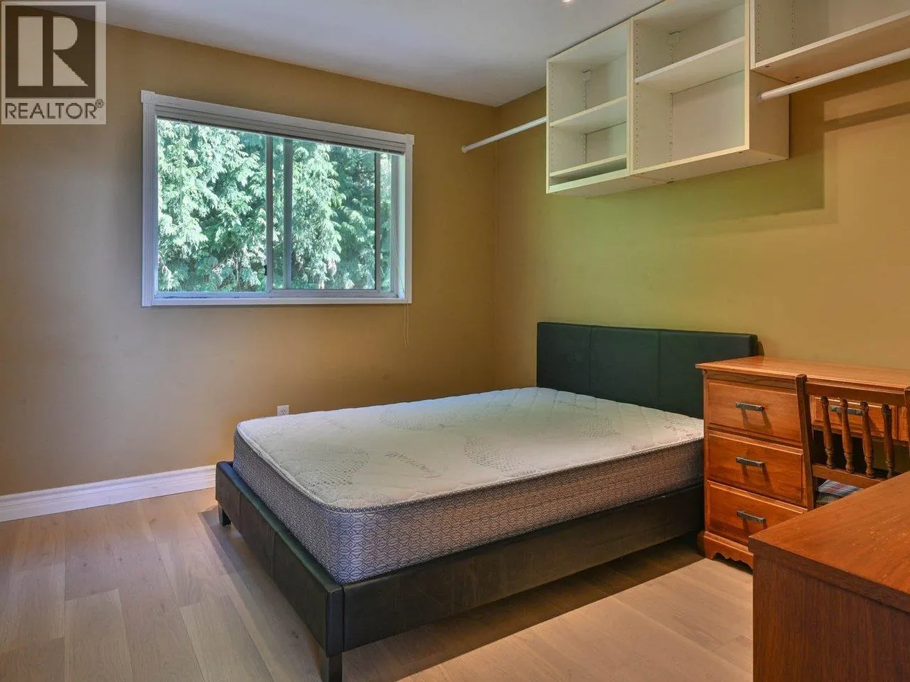 1422 MAGNOLIA PLACE