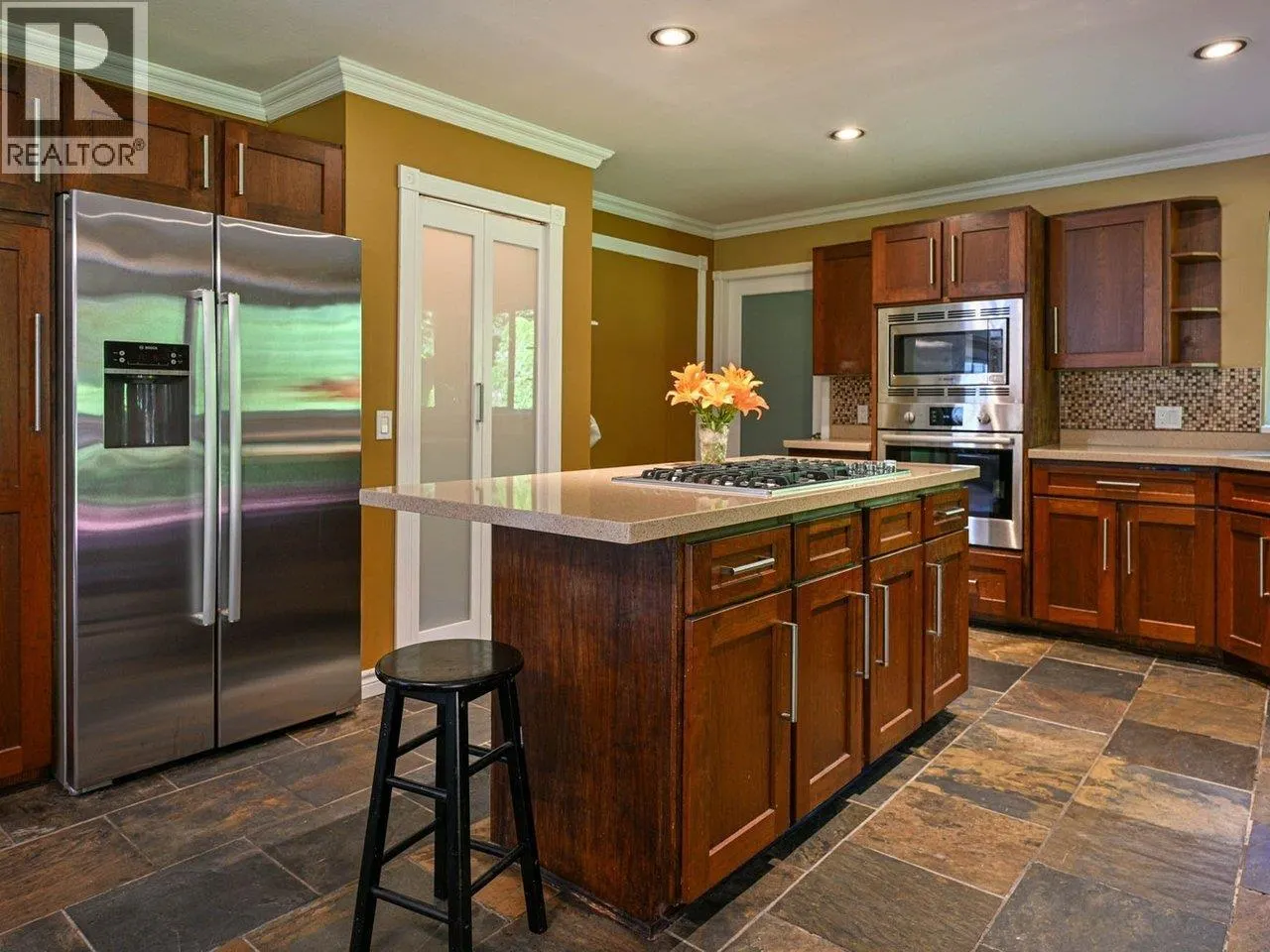 1422 MAGNOLIA PLACE