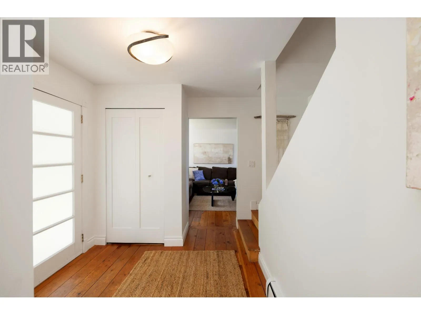 110 SEAVIEW PLACE