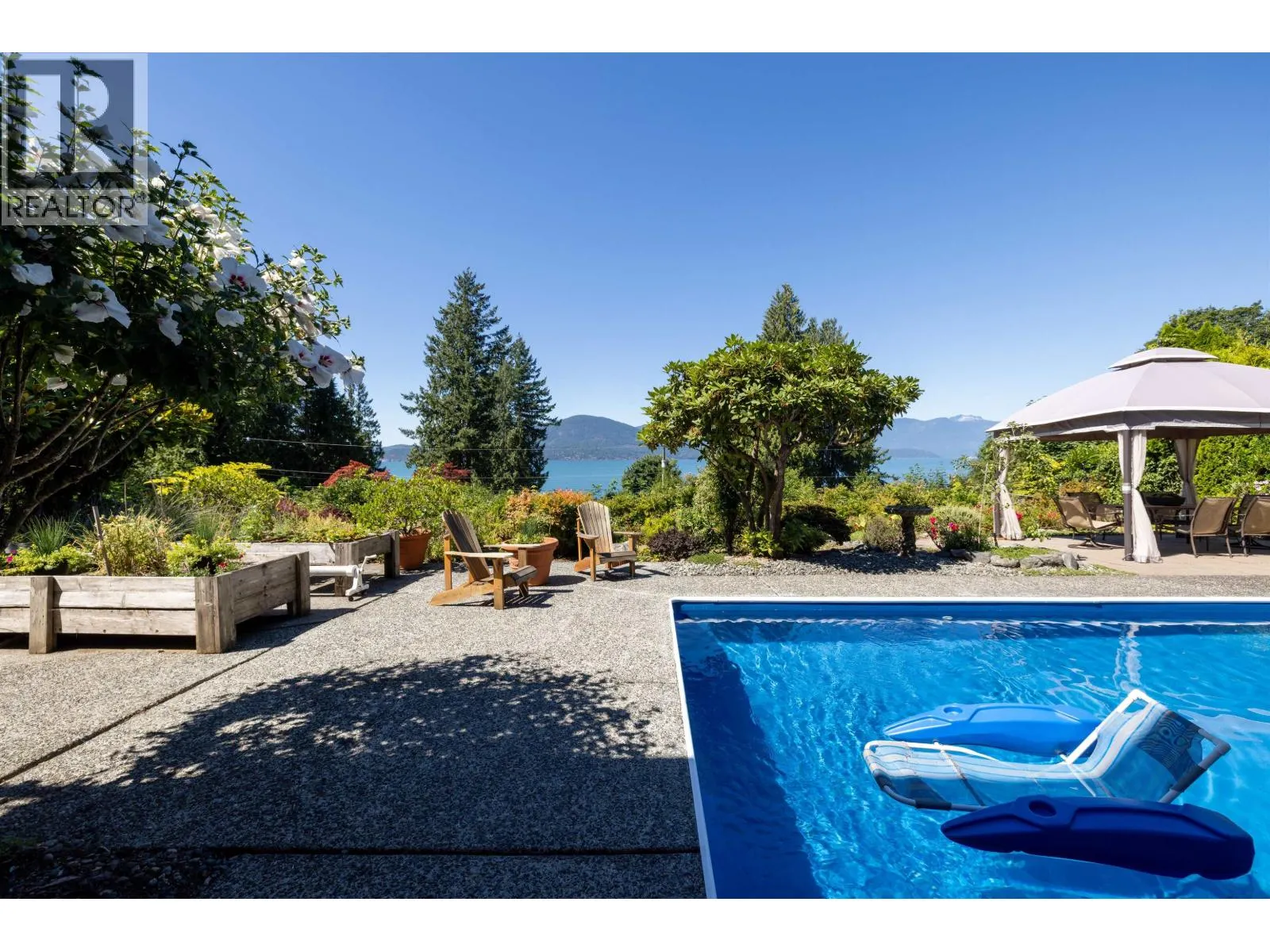 110 SEAVIEW PLACE