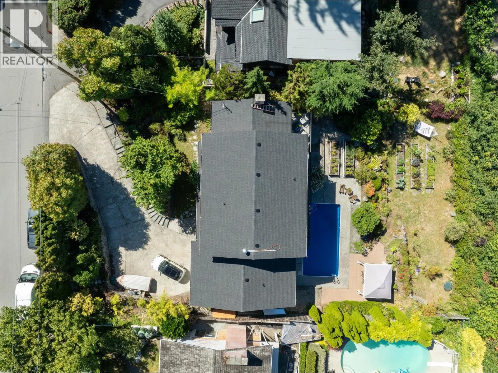 110 SEAVIEW PLACE