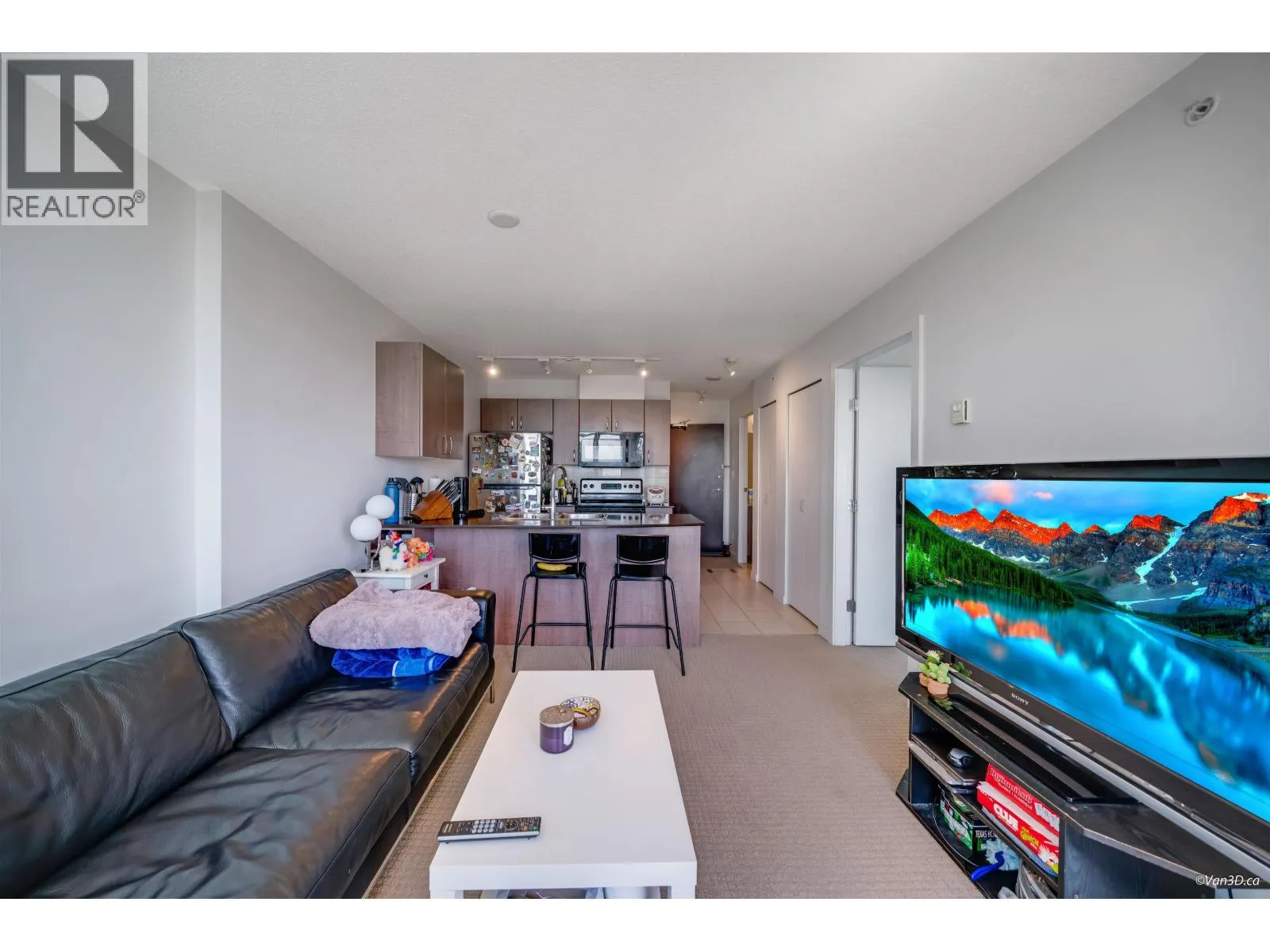 2714 610 GRANVILLE STREET