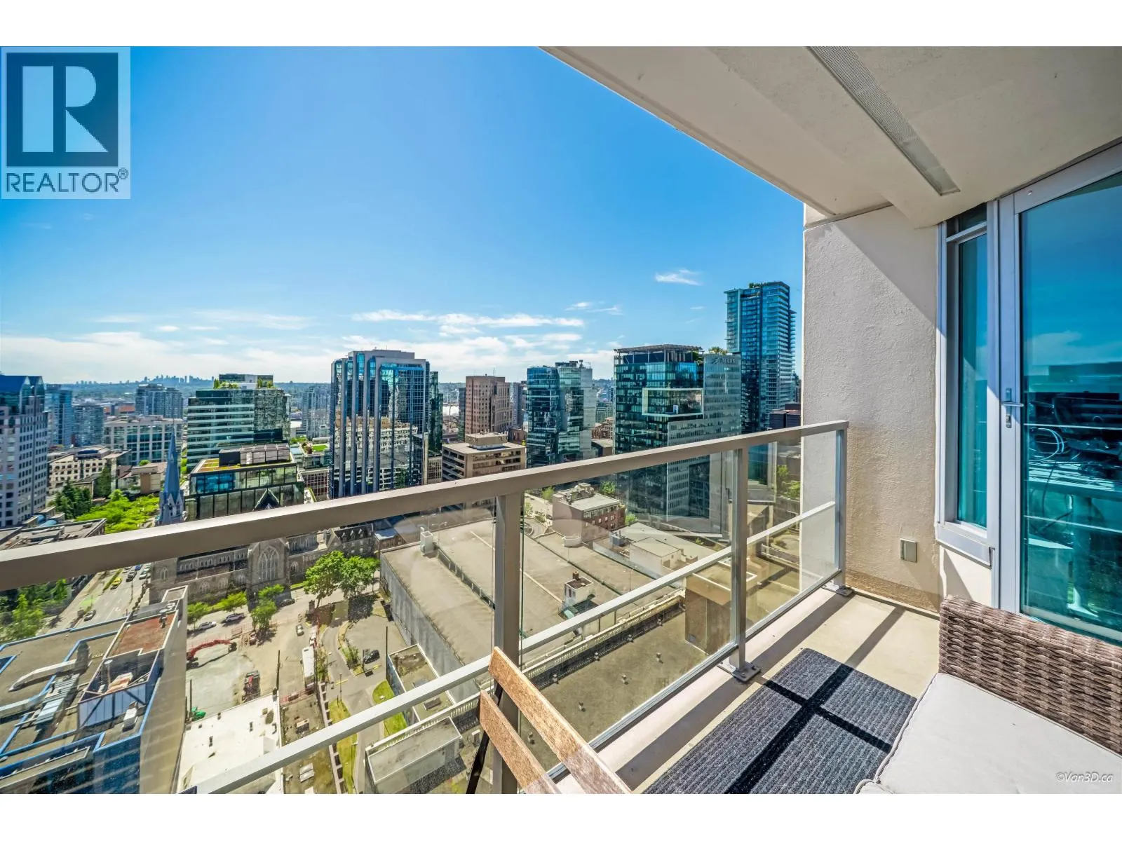 2714 610 GRANVILLE STREET