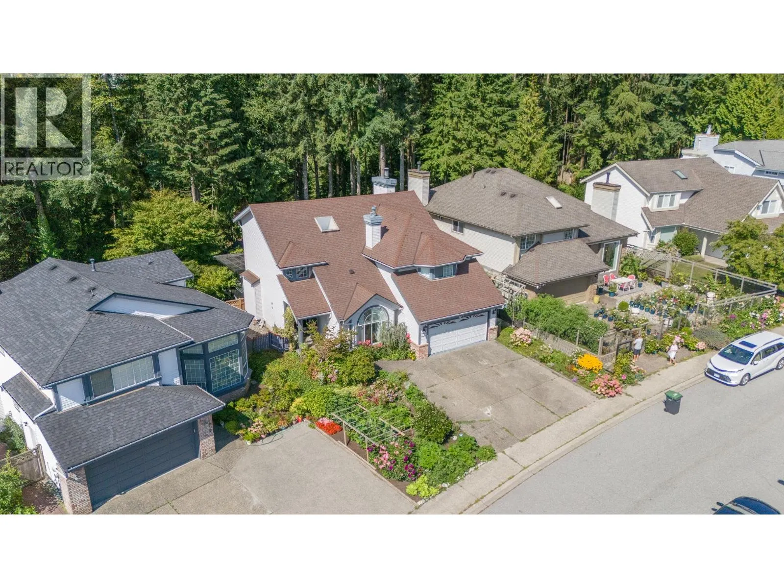 1516 TANGLEWOOD LANE