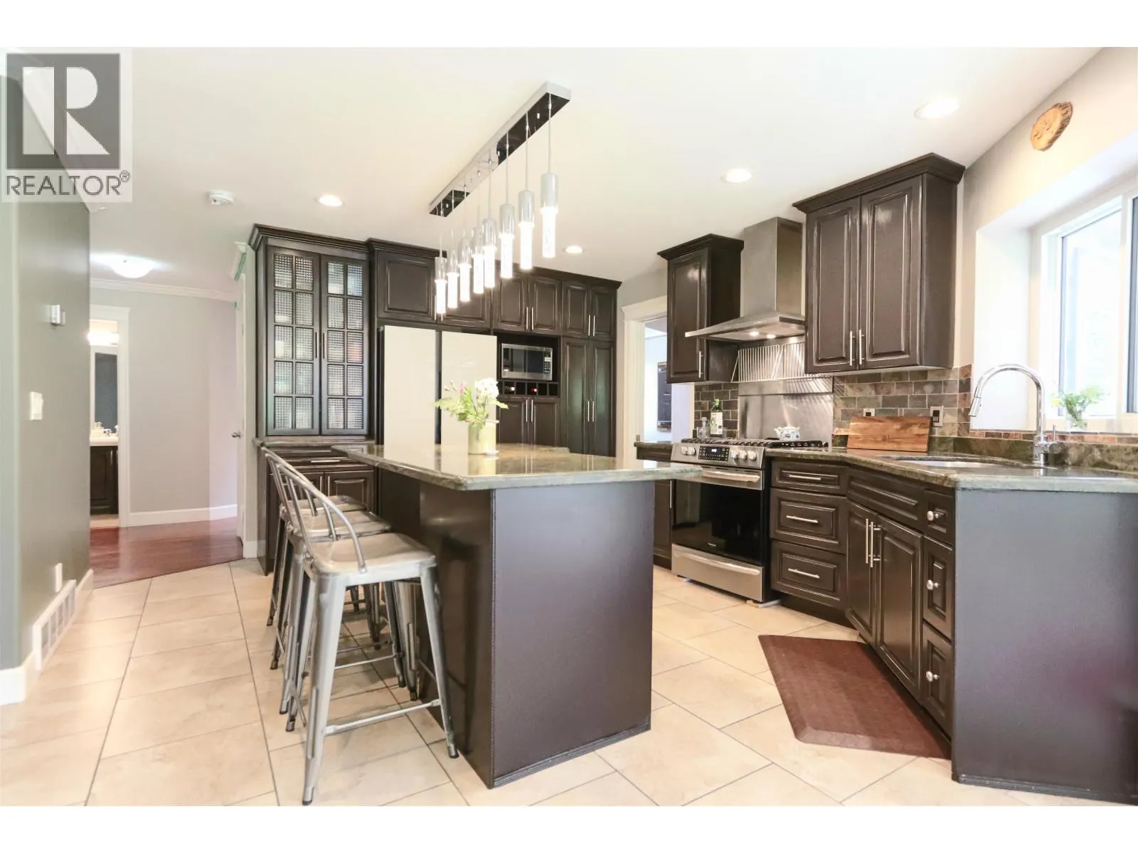 1516 TANGLEWOOD LANE