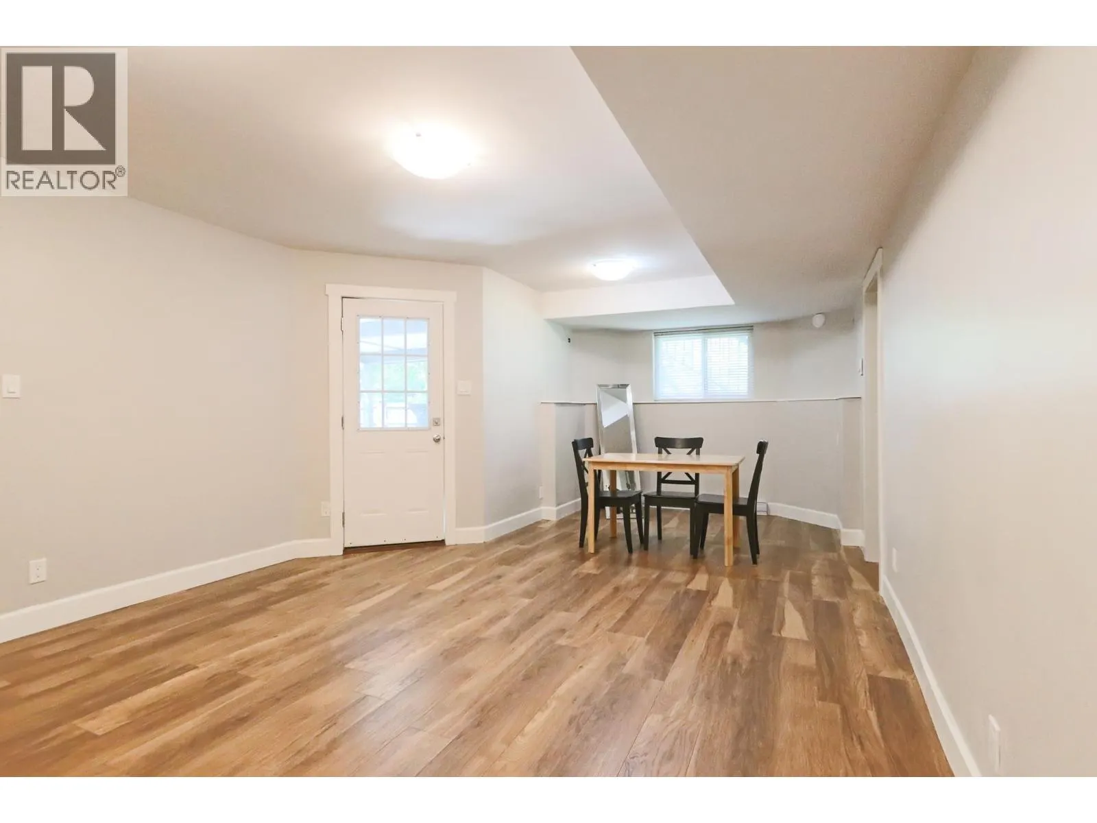 1516 TANGLEWOOD LANE