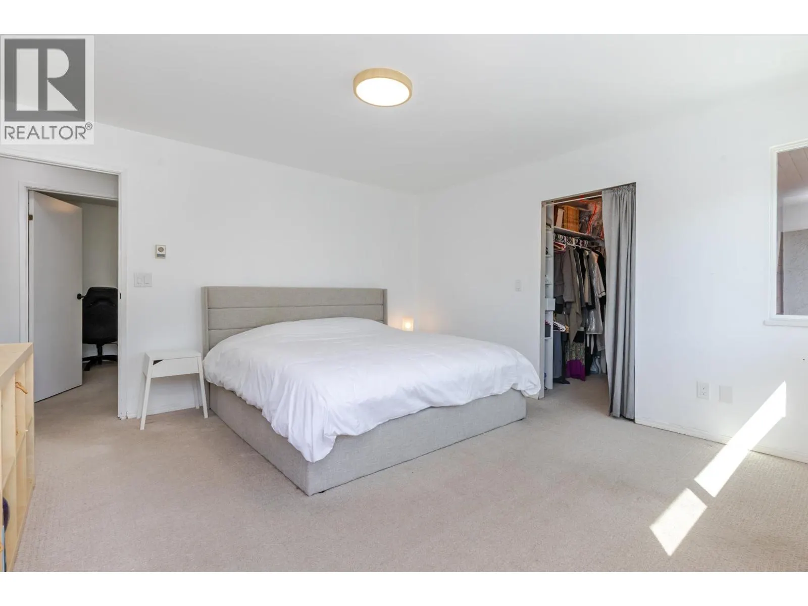 105E 3655 SHAUGHNESSY STREET