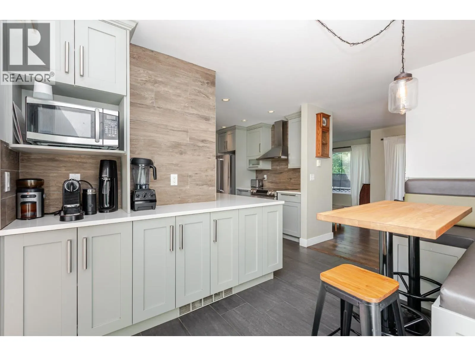 105E 3655 SHAUGHNESSY STREET